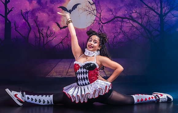 12-1_20251019-Dance-Station-Studios-Halloween-Photo-Shoot-0576
