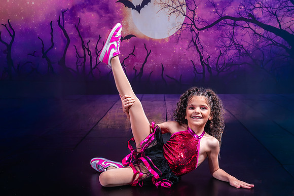 13-1_20251019-Dance-Station-Studios-Halloween-Photo-Shoot-0603