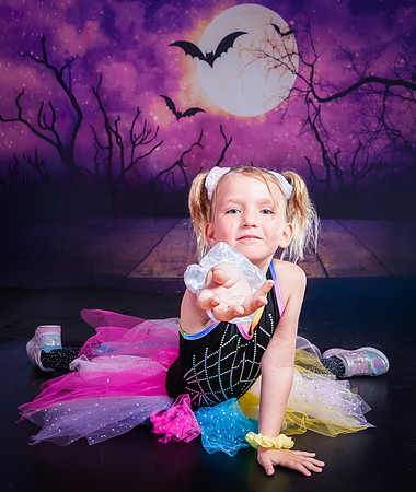 19-1_20251019-Dance-Station-Studios-Halloween-Photo-Shoot-2