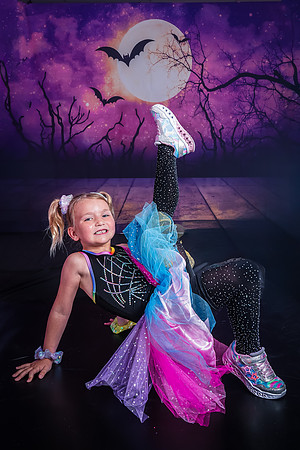 19-3_20251019-Dance-Station-Studios-Halloween-Photo-Shoot-0021