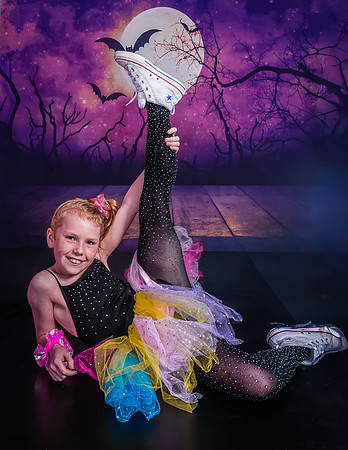 20-2_20251019-Dance-Station-Studios-Halloween-Photo-Shoot-0140