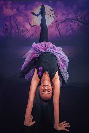 21-4_20251019-Dance-Station-Studios-Halloween-Photo-Shoot-0210