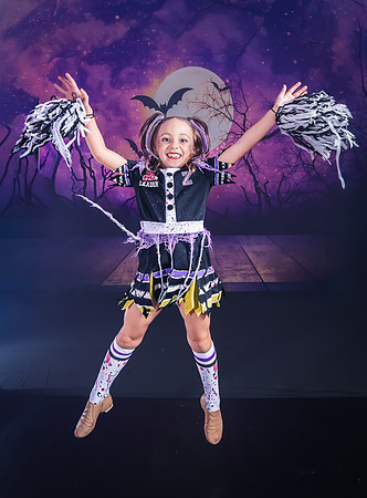 22-3_20251019-Dance-Station-Studios-Halloween-Photo-Shoot-0336