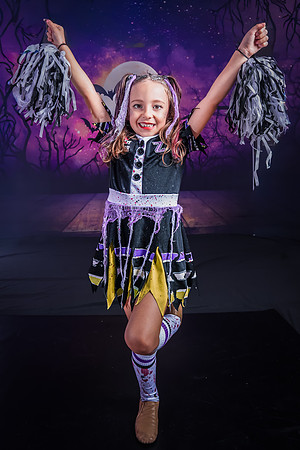 22-4_20251019-Dance-Station-Studios-Halloween-Photo-Shoot-0287