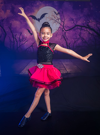 27-8_20251019-Dance-Station-Studios-Halloween-Photo-Shoot-0705