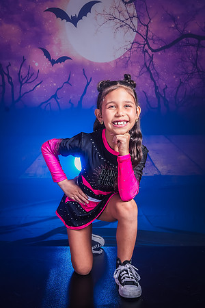 29-5_20251019-Dance-Station-Studios-Halloween-Photo-Shoot-0875