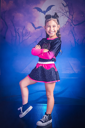 29-6_20251019-Dance-Station-Studios-Halloween-Photo-Shoot-0895