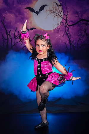 32-6_20251019-Dance-Station-Studios-Halloween-Photo-Shoot-1273