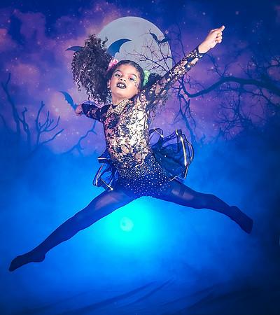 34-4_20251019-Dance-Station-Studios-Halloween-Photo-Shoot-1507