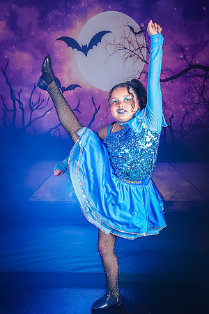 35-5_20251019-Dance-Station-Studios-Halloween-Photo-Shoot-1621