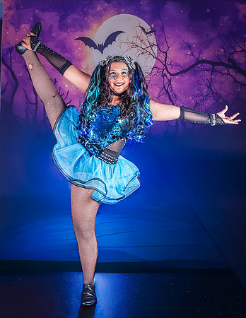 36-6_20251019-Dance-Station-Studios-Halloween-Photo-Shoot-1697