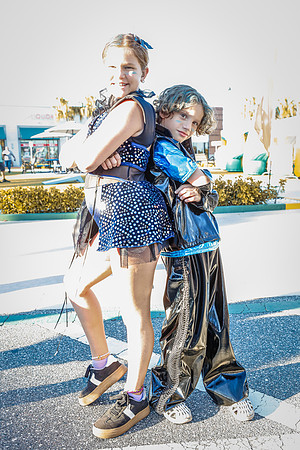 20251022-Dance-Studio-Station-Halloween-Performance-Sunsetwalk-1-4110