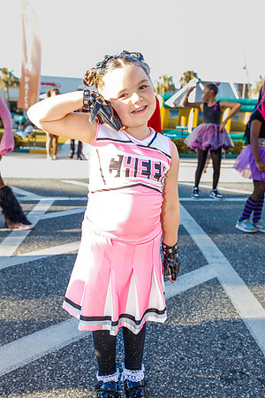 20251022-Dance-Studio-Station-Halloween-Performance-Sunsetwalk-1-4120
