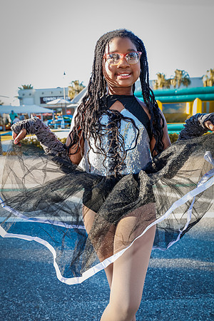 20251022-Dance-Studio-Station-Halloween-Performance-Sunsetwalk-1-4127