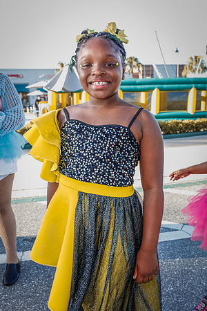 20251022-Dance-Studio-Station-Halloween-Performance-Sunsetwalk-1-4130