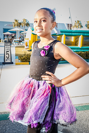 20251022-Dance-Studio-Station-Halloween-Performance-Sunsetwalk-1-4135