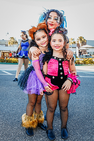 20251022-Dance-Studio-Station-Halloween-Performance-Sunsetwalk-1-4142-