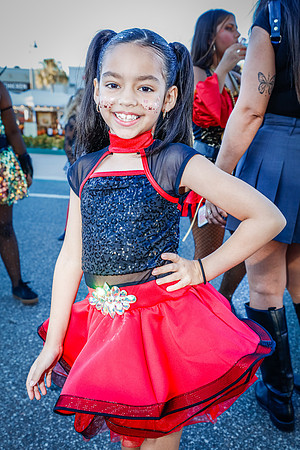 20251022-Dance-Studio-Station-Halloween-Performance-Sunsetwalk-1-4145