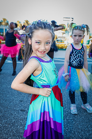 20251022-Dance-Studio-Station-Halloween-Performance-Sunsetwalk-1-4152-