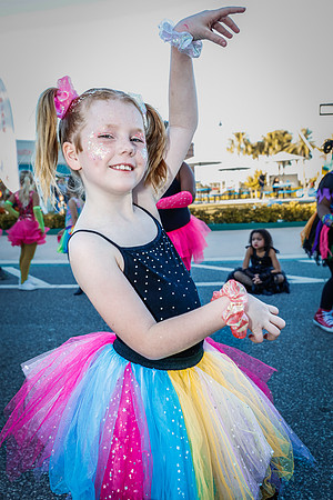 20251022-Dance-Studio-Station-Halloween-Performance-Sunsetwalk-1-4155