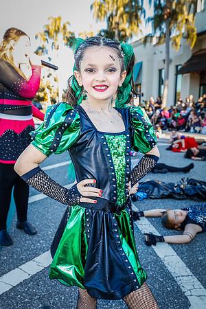20251022-Dance-Studio-Station-Halloween-Performance-Sunsetwalk-1-4175-