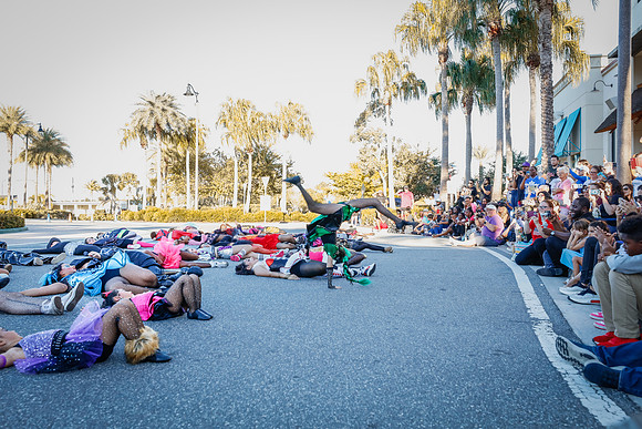 20251022-Dance-Studio-Station-Halloween-Performance-Sunsetwalk-1-4180