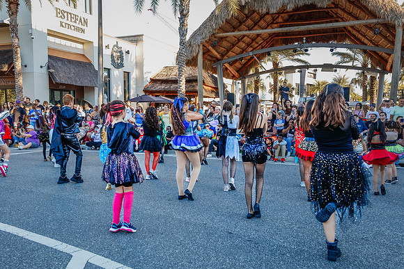 20251022-Dance-Studio-Station-Halloween-Performance-Sunsetwalk-1-4233