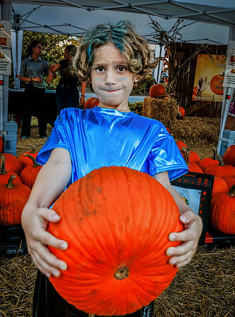 20251022-Dance-Studio-Station-Halloween-Performance-Sunsetwalk-1-4242H