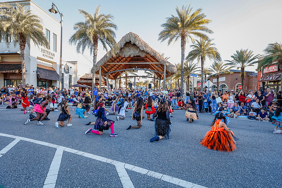 20251022-Dance-Studio-Station-Halloween-Performance-Sunsetwalk-1-4235