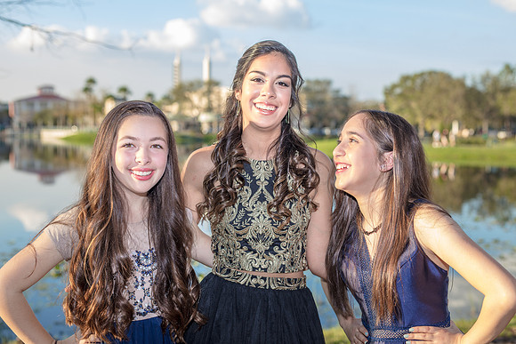8th-grade-dance-party-2018-I-1435
