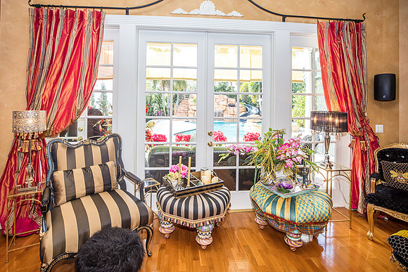 Celebration-Holiday-Home-Tour-2022_Stop1-506-Longmeadows-St-7043-