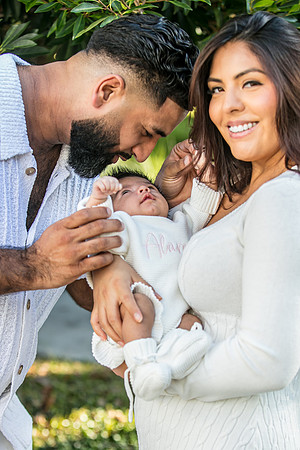 20251122-Ahmed-Ghadiyali-Newborn-Alara-8460