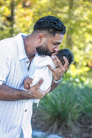 20251122-Ahmed-Ghadiyali-Newborn-Alara-8385