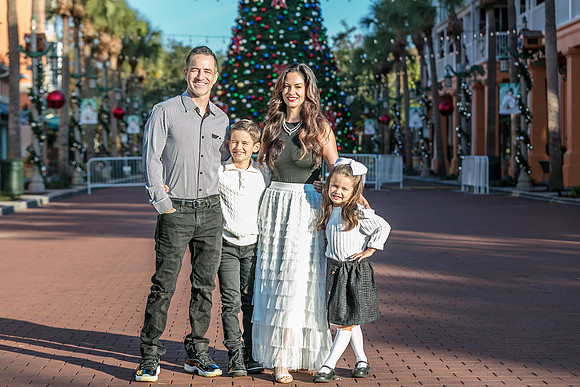 20251125-Jessica-Thielen-Family-8853-