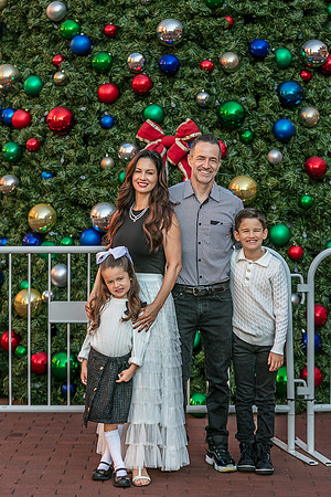 20251125-Jessica-Thielen-Family-8857