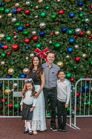 20251125-Jessica-Thielen-Family-8856