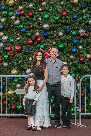 20251125-Jessica-Thielen-Family-8858