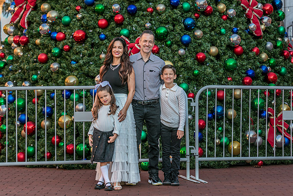 20251125-Jessica-Thielen-Family-8862