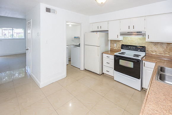 20240923-The-Village-Condo-3984-Crayrich-Cir-Orlando-2263