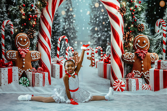 20251206-Dance-Station-Studios-Christmas-Portraits-2743-