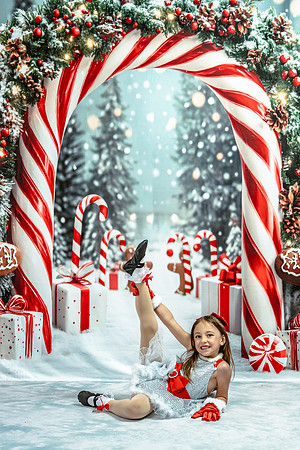 20251206-Dance-Station-Studios-Christmas-Portraits-2887