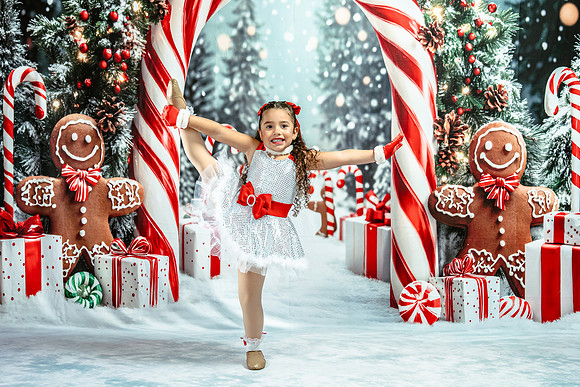 20251206-Dance-Station-Studios-Christmas-Portraits-2908-