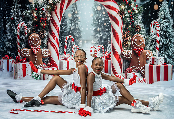 20251207-Dance-Station-Studios-Christmas-Portraits-3702-