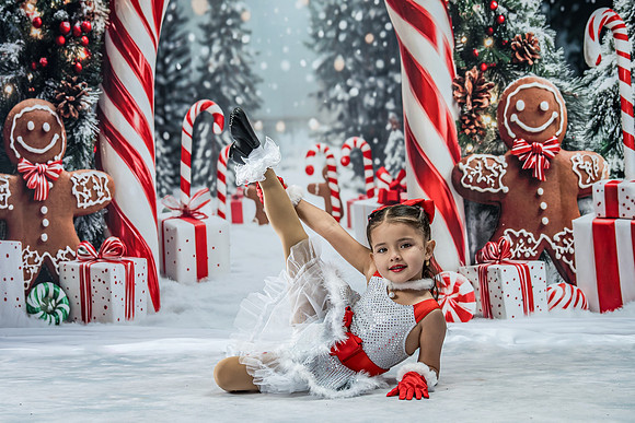 20251207-Dance-Station-Studios-Christmas-Portraits-3974-