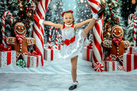 20251206-Dance-Station-Studios-Christmas-Portraits-2775