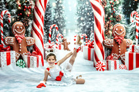 20251206-Dance-Station-Studios-Christmas-Portraits-2975