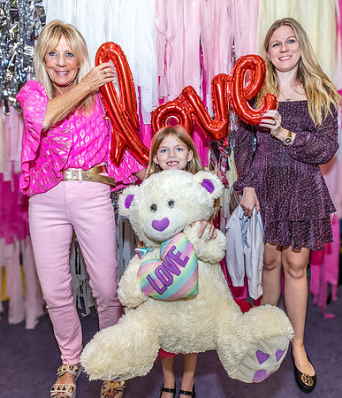 Valentines-Dance-Party-Fundraiser-IVES-2024-4439