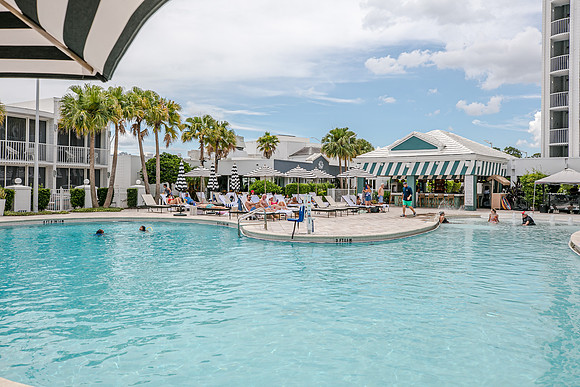 20250621-Renaissance-Orlando-Resort-Disney-Springs-3878