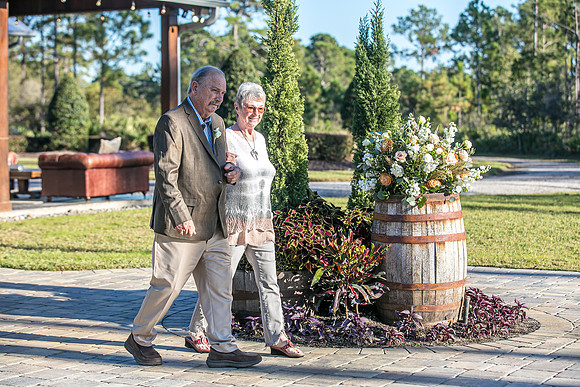 20251108-Lauren&Trey-Wedding-Granville-Farms-7051