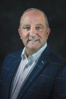 20260108-Headshoots-Arnovia-TPC-1874